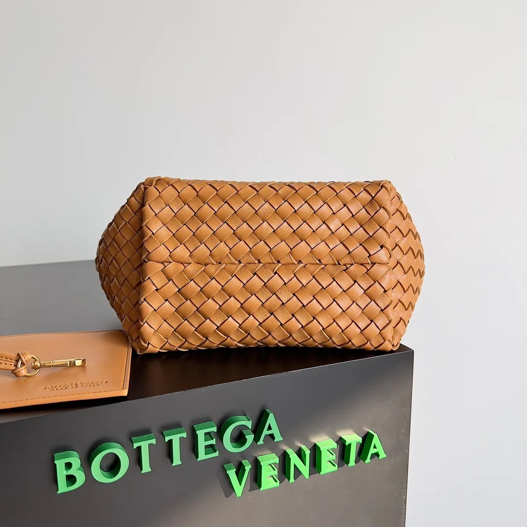All categories 💚 Authentic bags 💚 BV 2025 new BV handbags